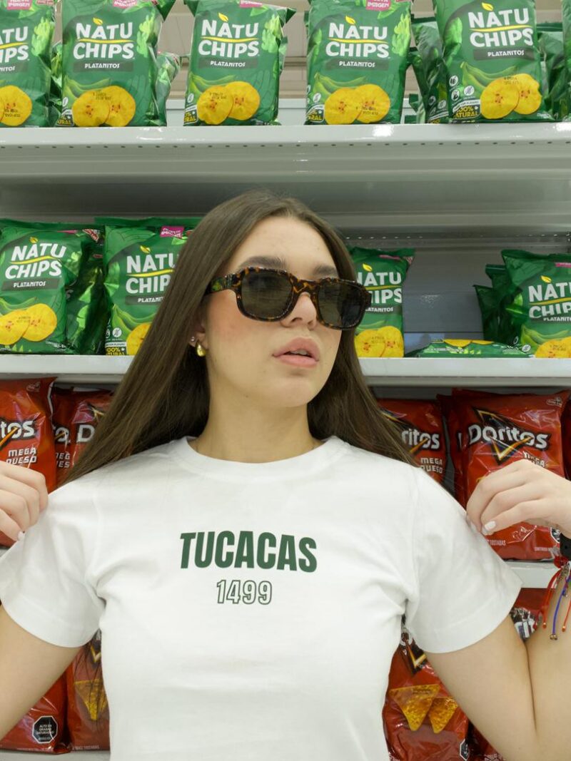 Baby tee Tucacas
